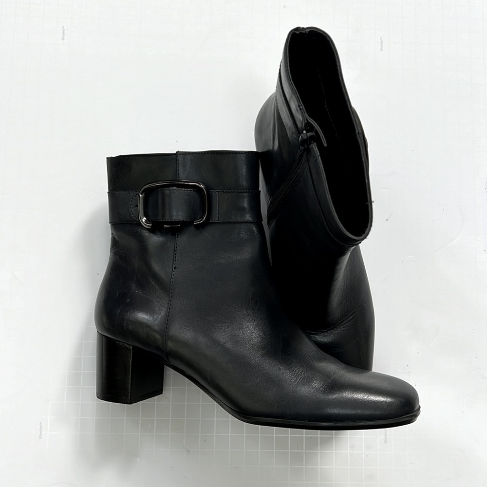 Nine West Black Leather Ankle Boots with Buckle
